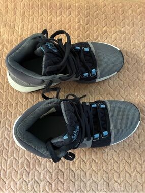 LeBron Witness VIII, Nike Men's Athletic Sneakers in Black, Gray, Light Blue